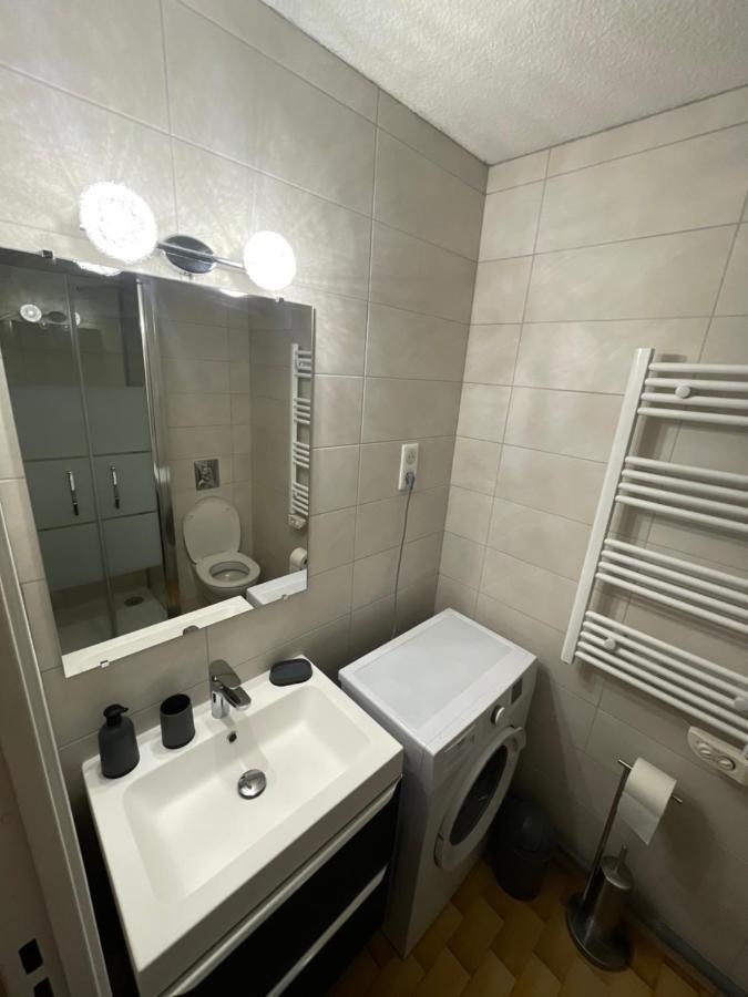 Studio Cabine Clim Wifi Parking Draps - 1 Etoile - Self Check-In Possible La Grande-Motte Exterior photo